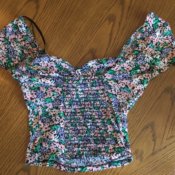 Urban outfitters floral crop top with pads - Picture 3 of 5